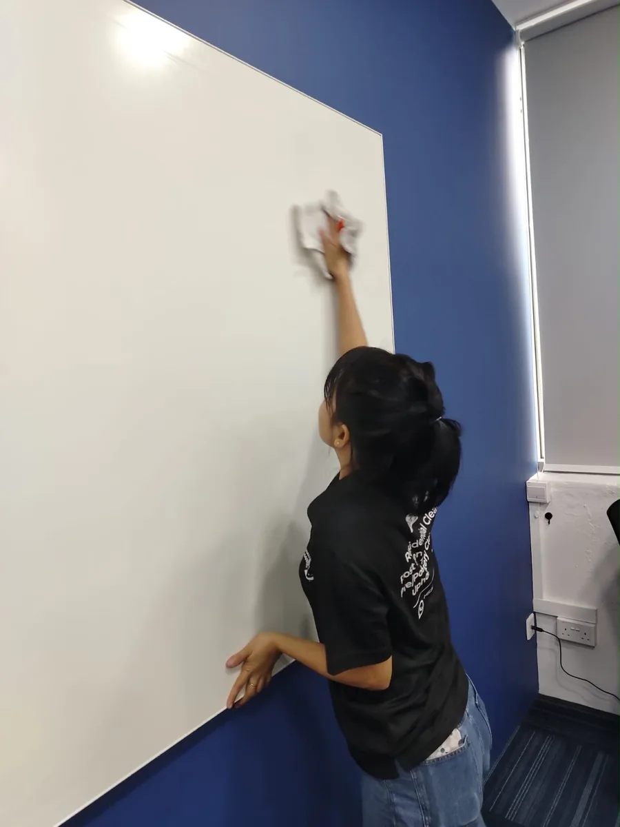 Deep cleaning — whiteboard and wall surface treatment