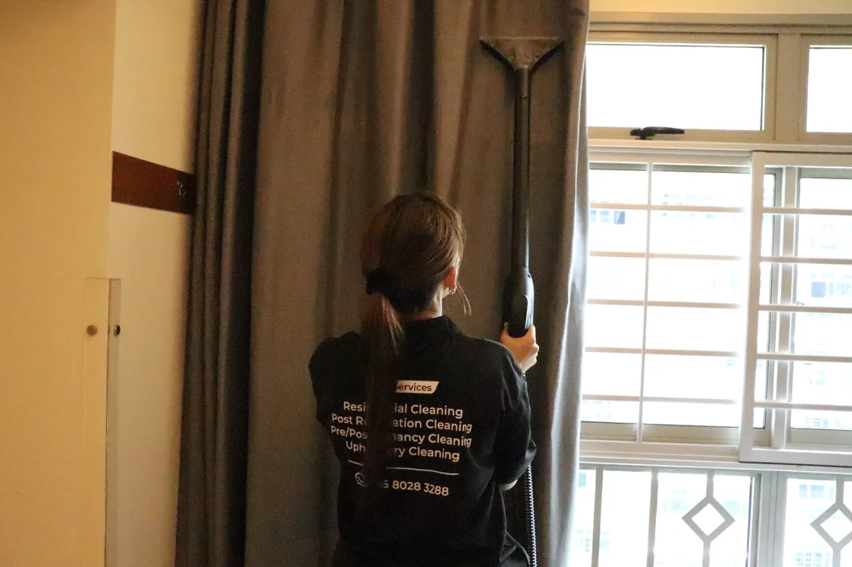 Professional curtain steam cleaning